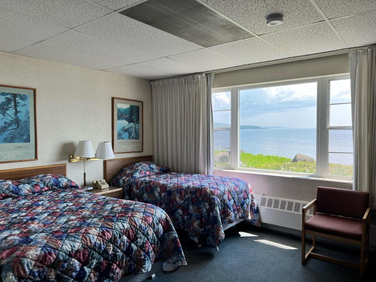 Shoreline Inn Grand Marais Bagian luar foto